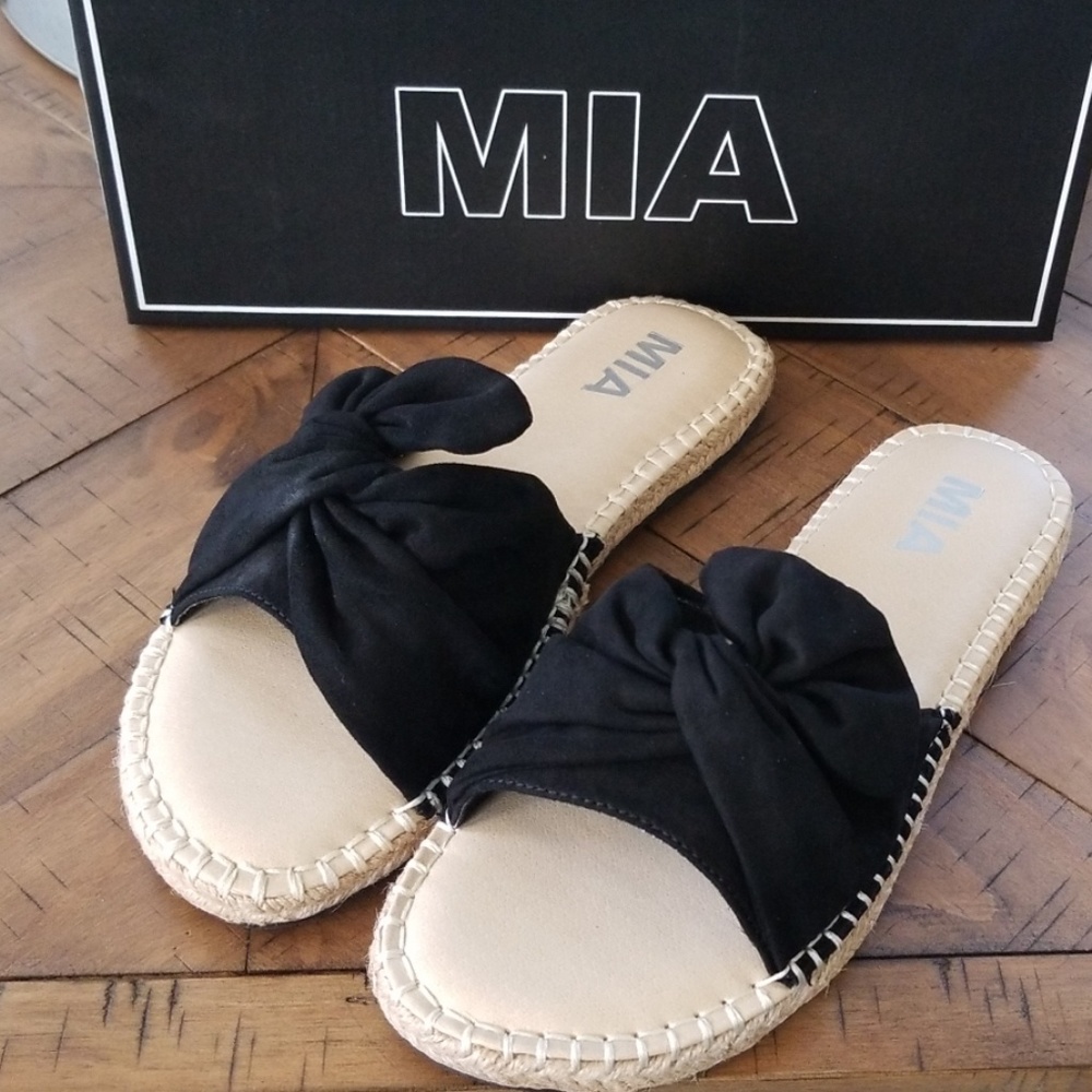 ๐๏ธ Women's Mia Sandals - Picture 3 of 7
